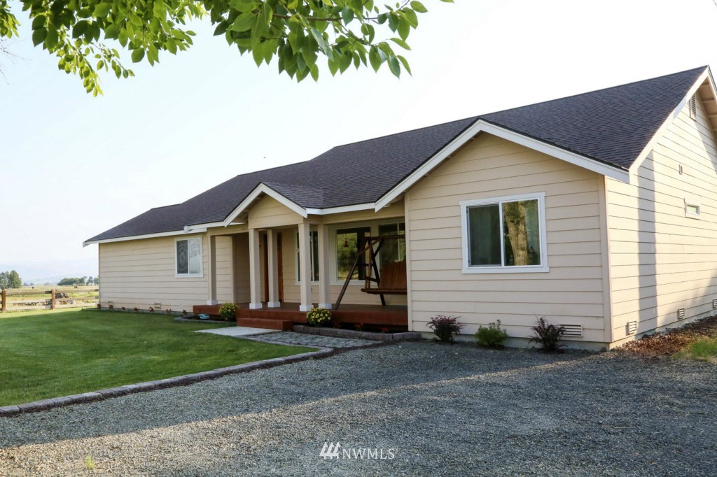 4001 Fairview Road Ellensburg, WA 98926 - Photo 1 of 20 Gallery Image 1