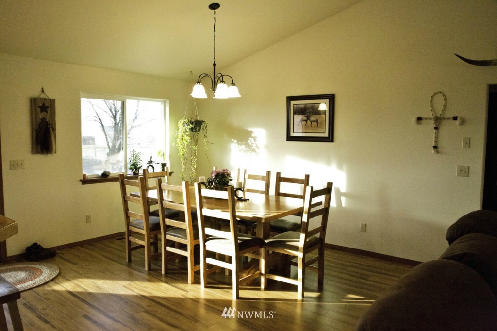 4001 Fairview Road Ellensburg, WA 98926 - Photo 6 of 20 Gallery Image 6