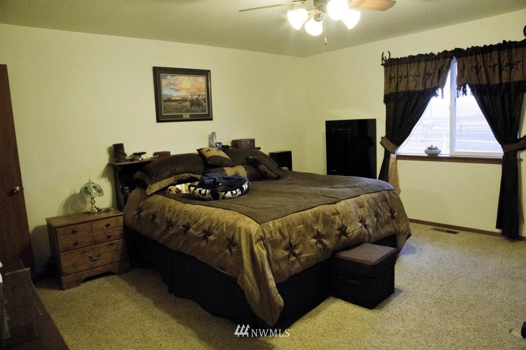 4001 Fairview Road Ellensburg, WA 98926 - Photo 9 of 20 Gallery Image 9