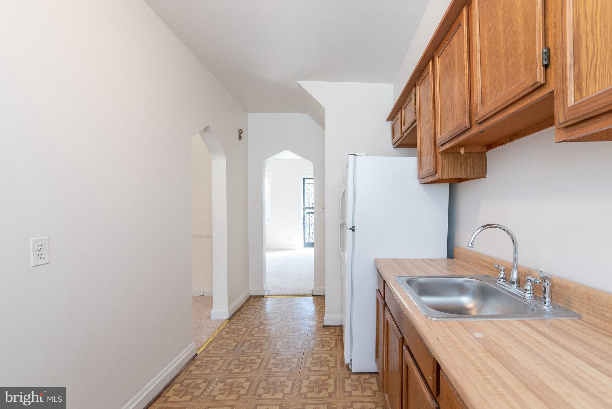2432 West Cold Spring Lane Baltimore, MD 21215 - Photo 15 of 39 Kitchen