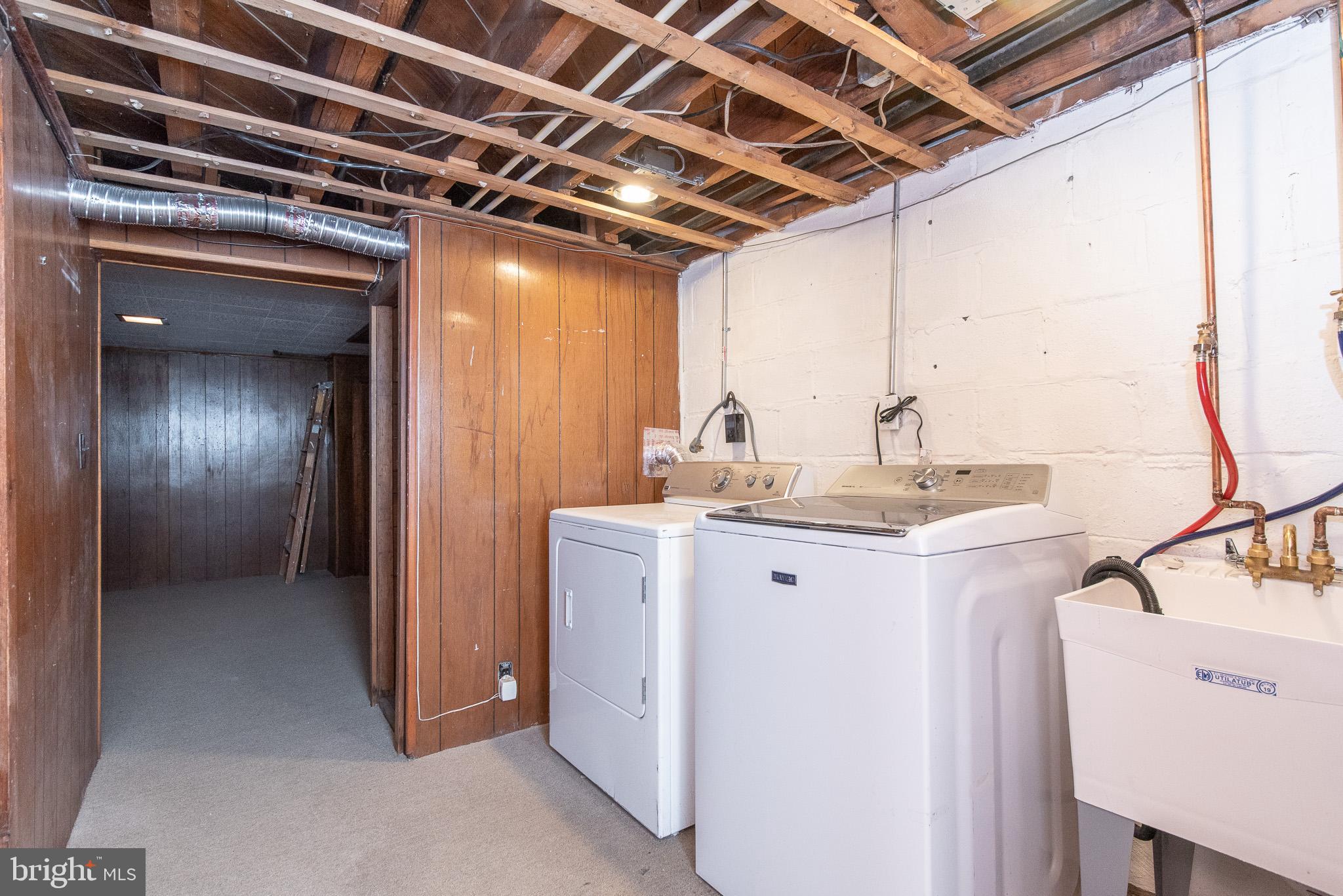 2432 West Cold Spring Lane Baltimore, MD 21215 - Photo 31 of 39 Laundry