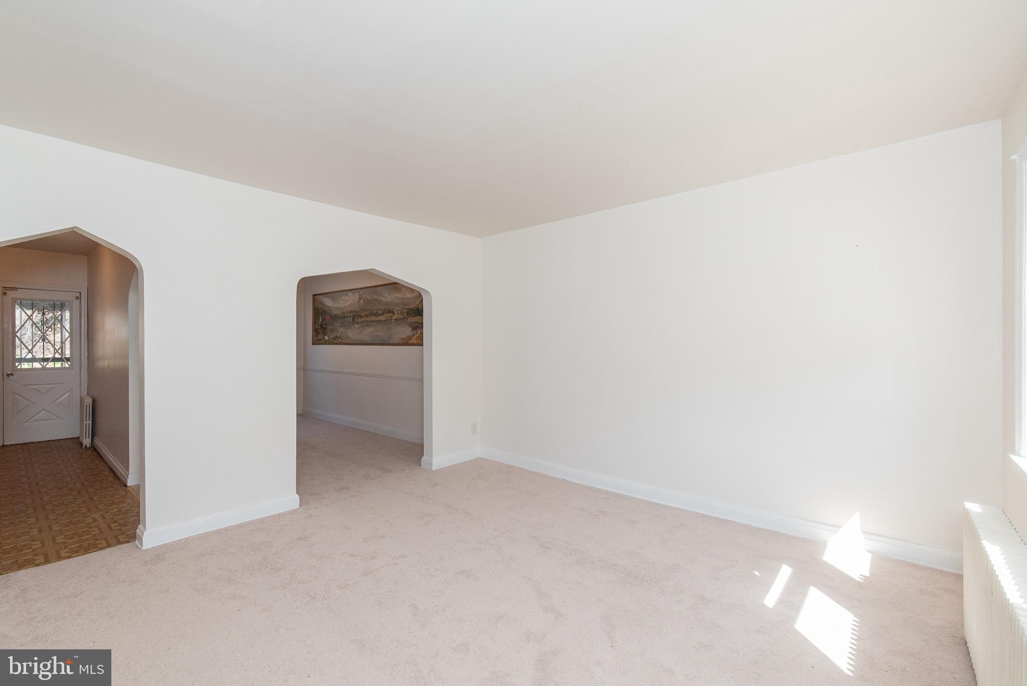 2432 West Cold Spring Lane Baltimore, MD 21215 - Photo 7 of 39 Living Room