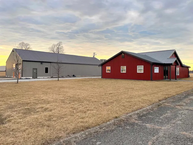 $229,000 | 1870-1890 West Hoosier Boulevard, Peru, IN 46970
