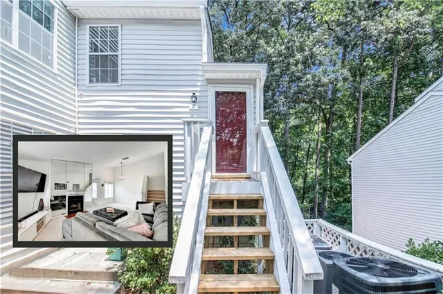 $260,000 | 518 Glenleaf Drive, Peachtree Corners, GA 30092