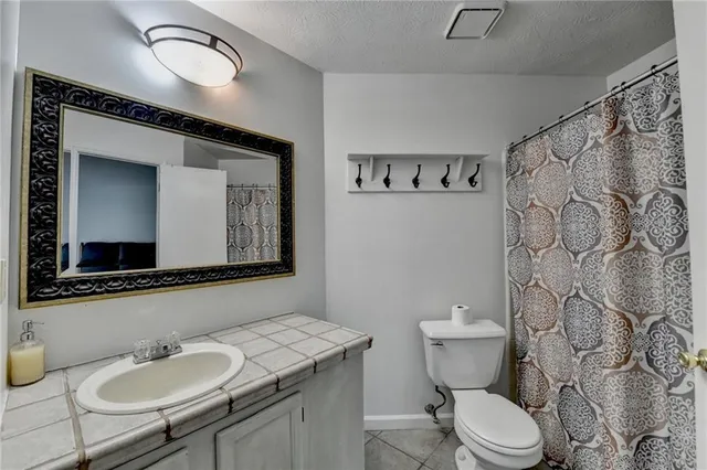 $260,000 | 518 Glenleaf Drive, Peachtree Corners, GA 30092