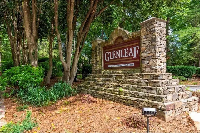 $260,000 | 518 Glenleaf Drive, Peachtree Corners, GA 30092