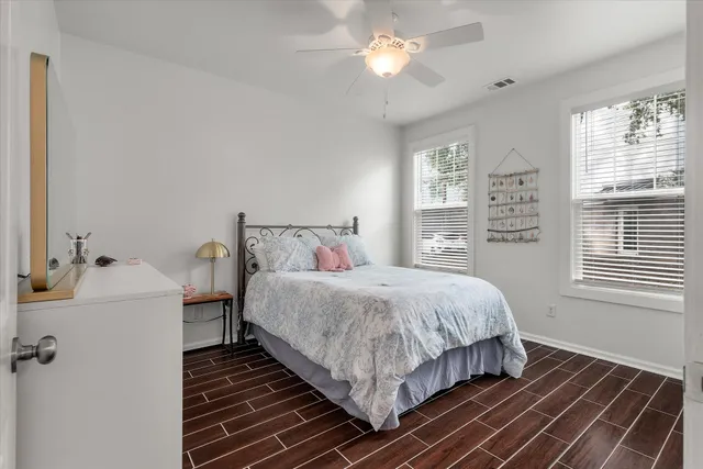 $525,000 | 130 River Landing Drive, Unit 10100, Charleston, SC 29492