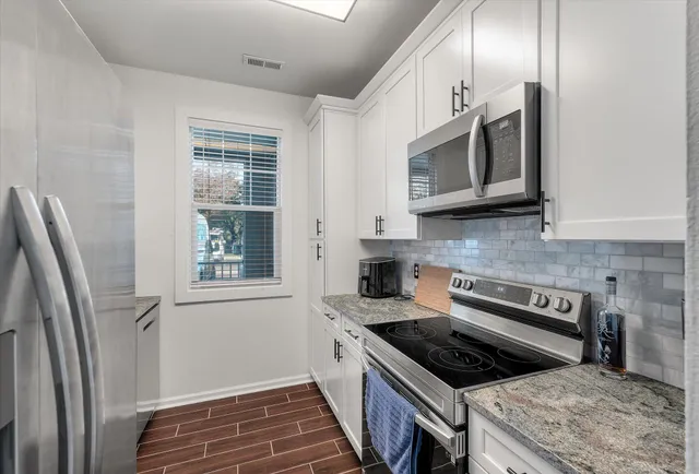 $525,000 | 130 River Landing Drive, Unit 10100, Charleston, SC 29492