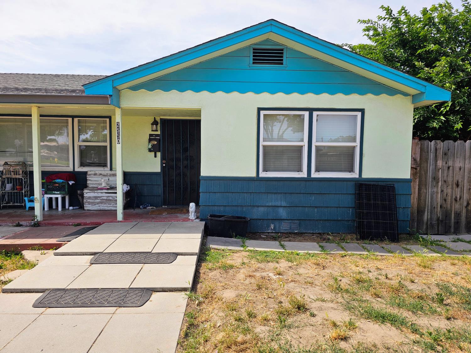 2590 Magnolia Street Ceres, CA 95307 - Photo 3 of 27