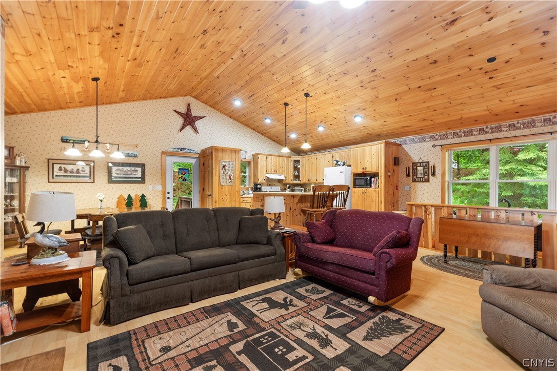 331 Pardee Road Russia, NY 13438 - Photo 13 of 29 Cathedral Ceilings