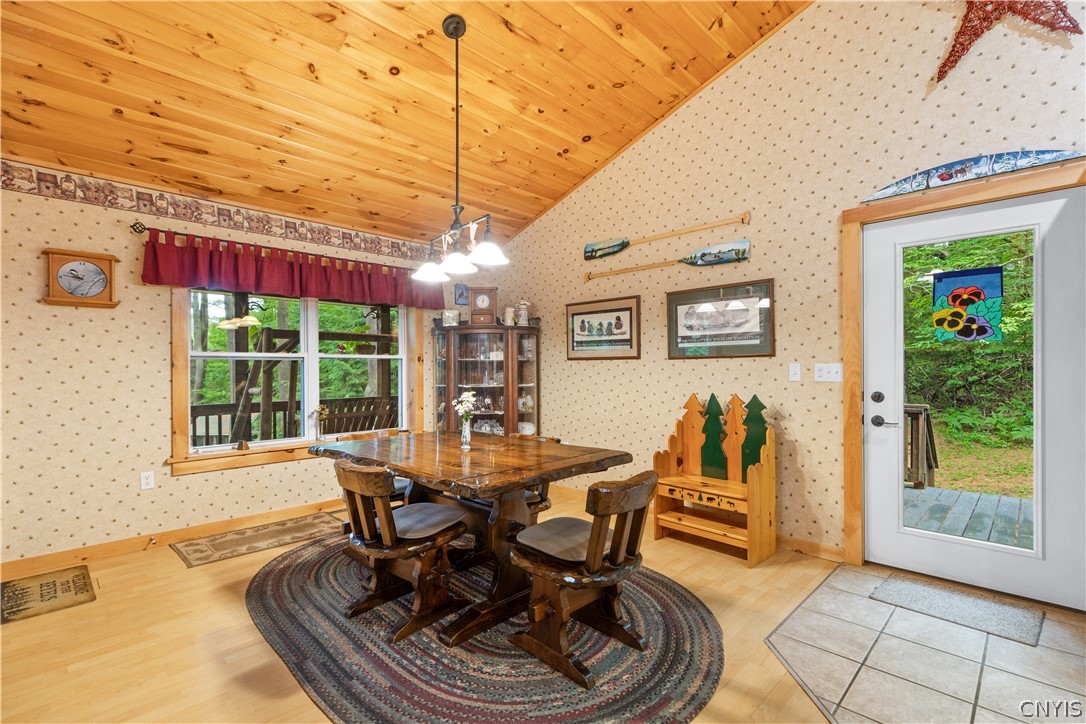 331 Pardee Road Russia, NY 13438 - Photo 9 of 29 Dining Area