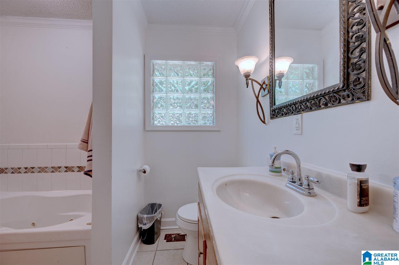 709 Lual Drive Birmingham, AL 35217 - Photo 8 of 23
