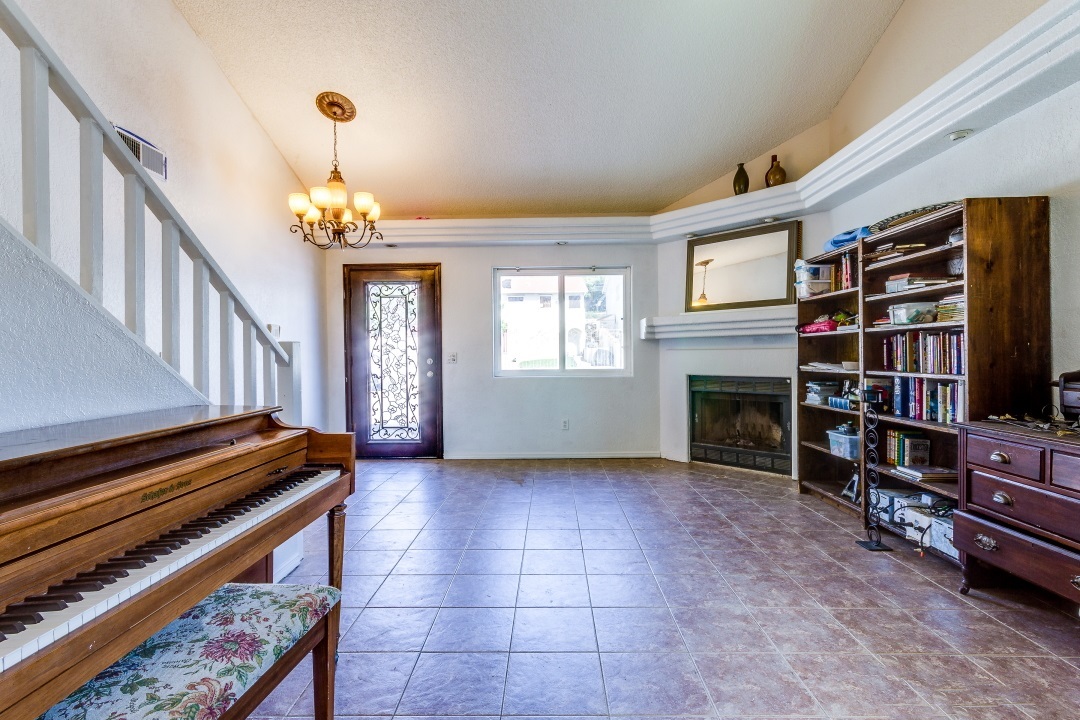 9618 Apple Street Spring Valley, CA 91977 - Photo 4 of 16 Gallery Image 4