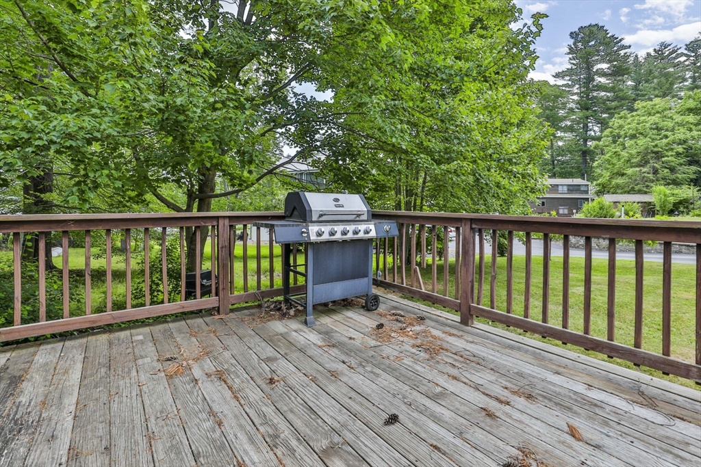 4 Cross Street Windham, NH 03087 - Photo 21 of 30