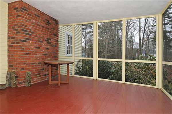 28 Wilmor Road Topsfield, MA 01983 - Photo 15 of 16