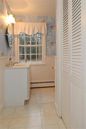 28 Wilmor Road Topsfield, MA 01983 - Photo 7 of 16