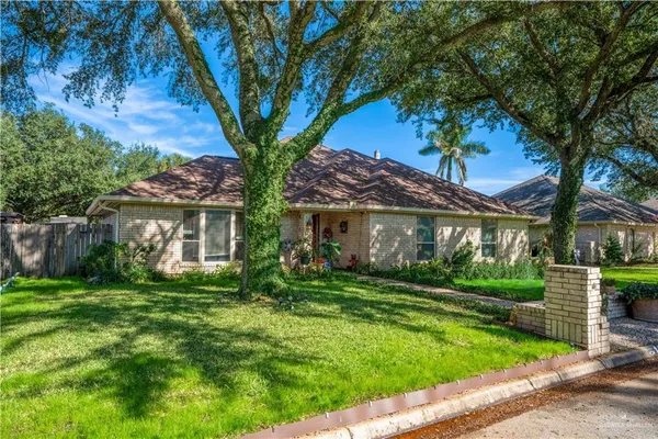 $330,000 | 116 Kerria Avenue, McAllen, TX 78501