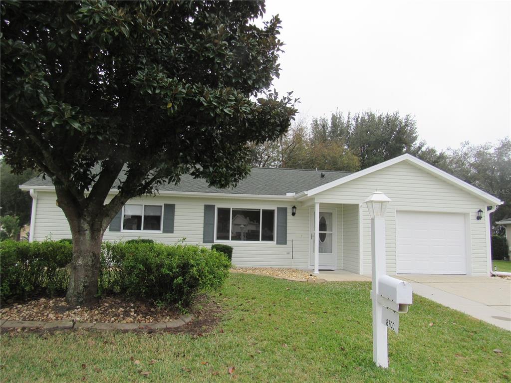 8700 Southeast 140th Place Road Summerfield, FL 34491 - Photo 1 of 1 Front exterior