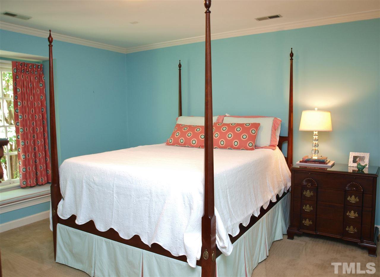 8608 King's Arms Way Raleigh, NC 27615 - Photo 14 of 25 Gallery Image 14