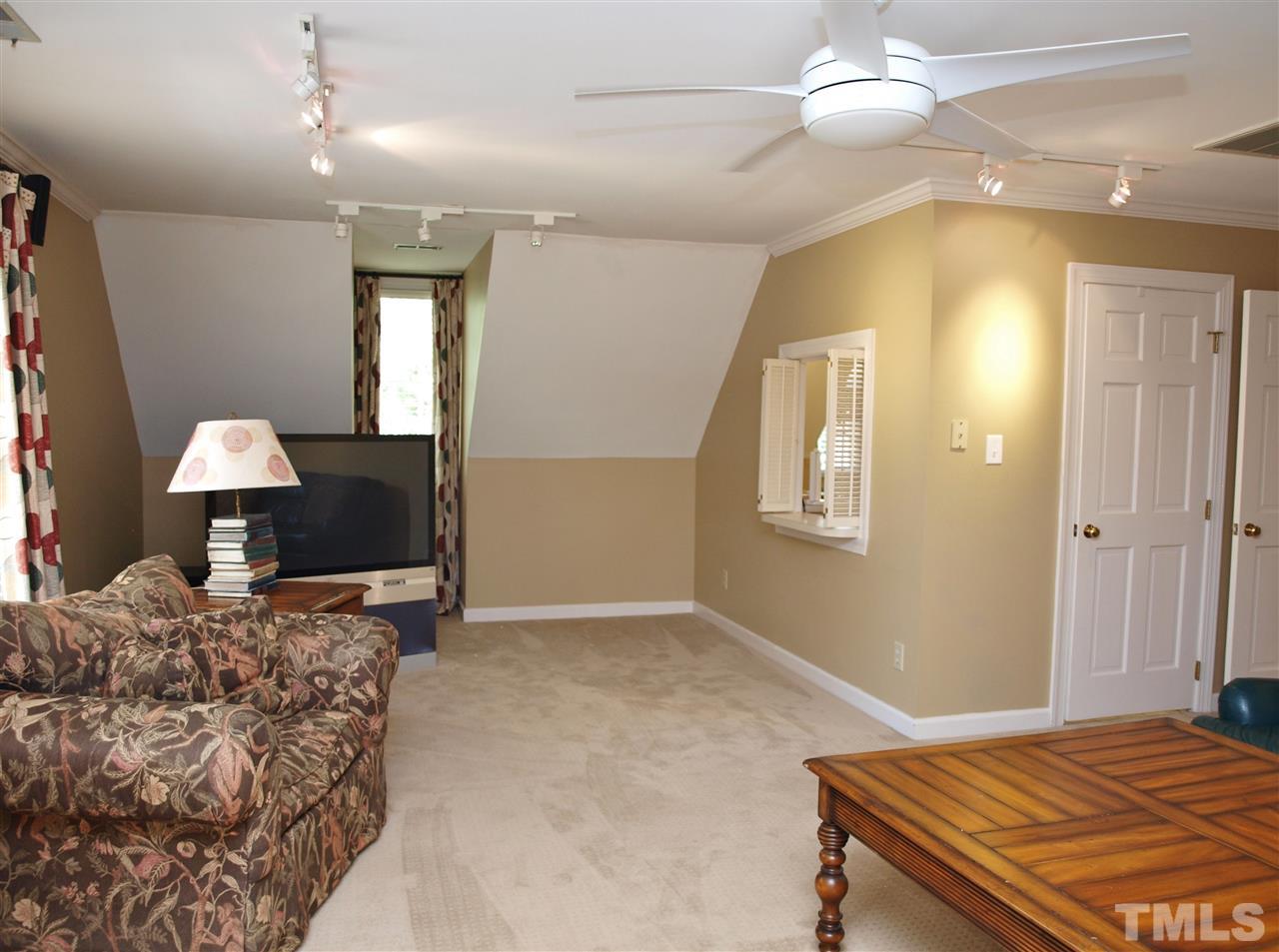 8608 King's Arms Way Raleigh, NC 27615 - Photo 17 of 25 Gallery Image 17