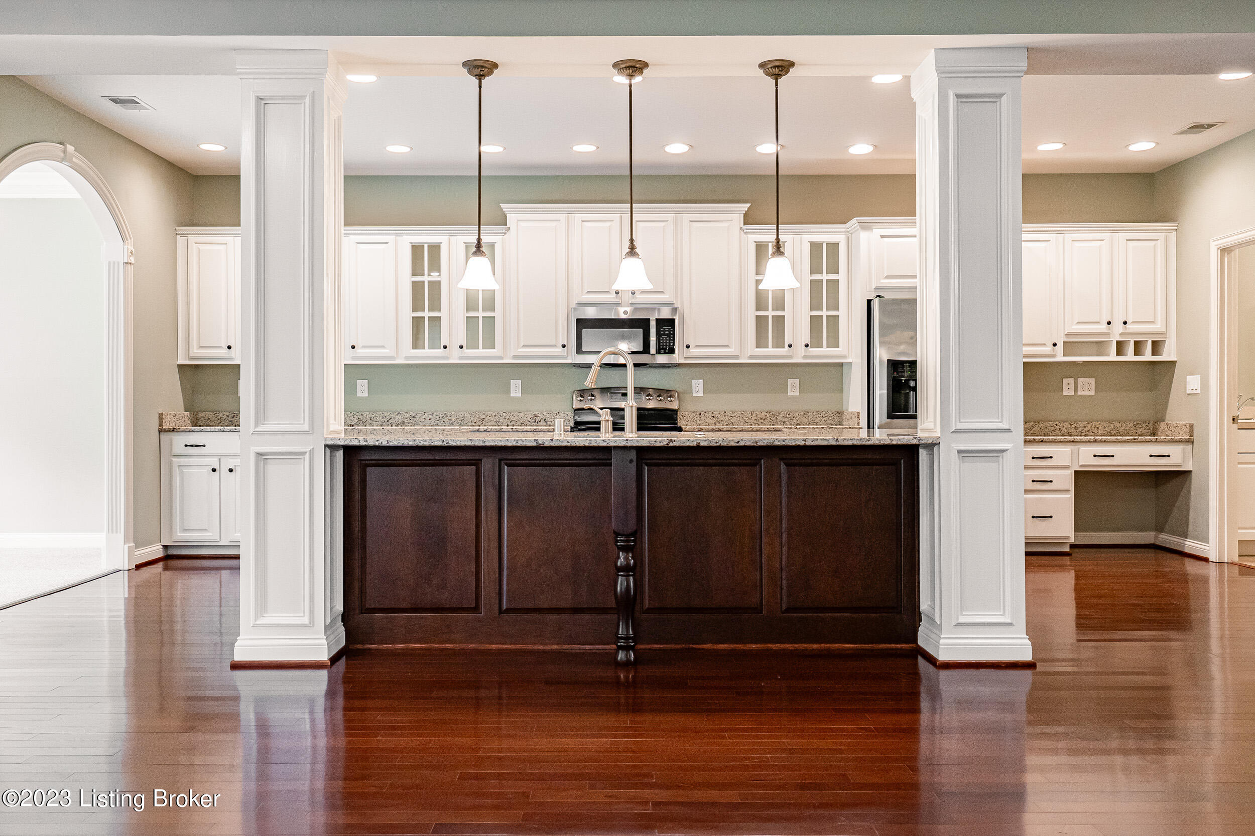 10722 Riva Road Louisville, KY 40223 - Photo 15 of 56 10722 Riva Rd-29