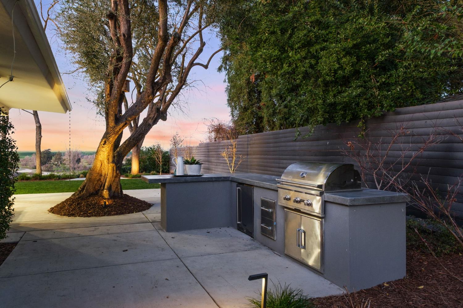1230 West Moraga Road Fresno, CA 93711 - Photo 50 of 66 a view of outdoor space and yard
