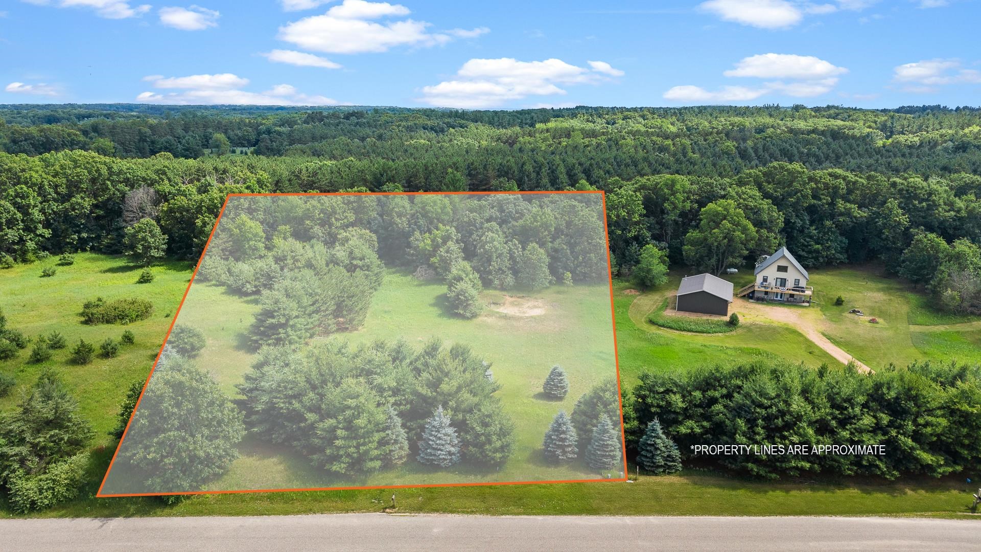 191 Fish Markesan, WI 53946 - Photo 1 of 29