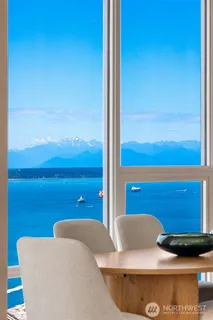 $2,850,000 | 121 Stewart Street, Unit 3704, Seattle, WA 98101