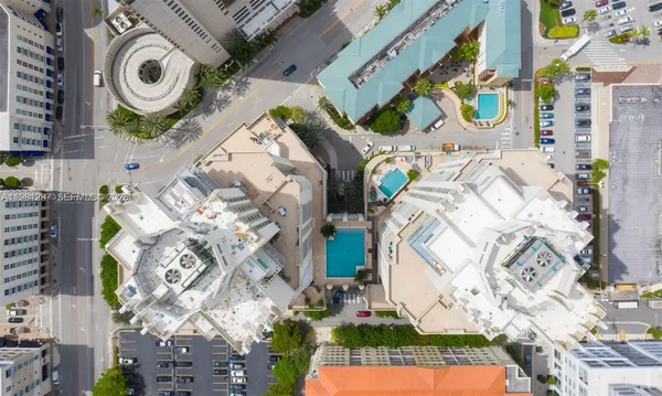 $3,700 | 9055 Southwest 73rd Court, Unit 1709, Miami, FL 33156