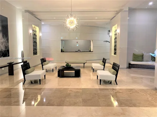 $3,700 | 9055 Southwest 73rd Court, Unit 1709, Miami, FL 33156
