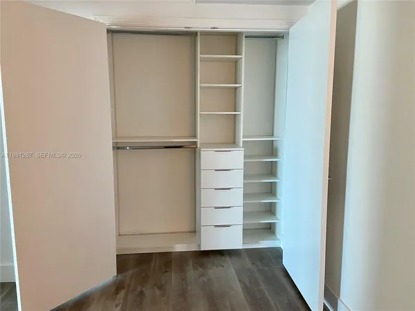 $3,700 | 9055 Southwest 73rd Court, Unit 1709, Miami, FL 33156