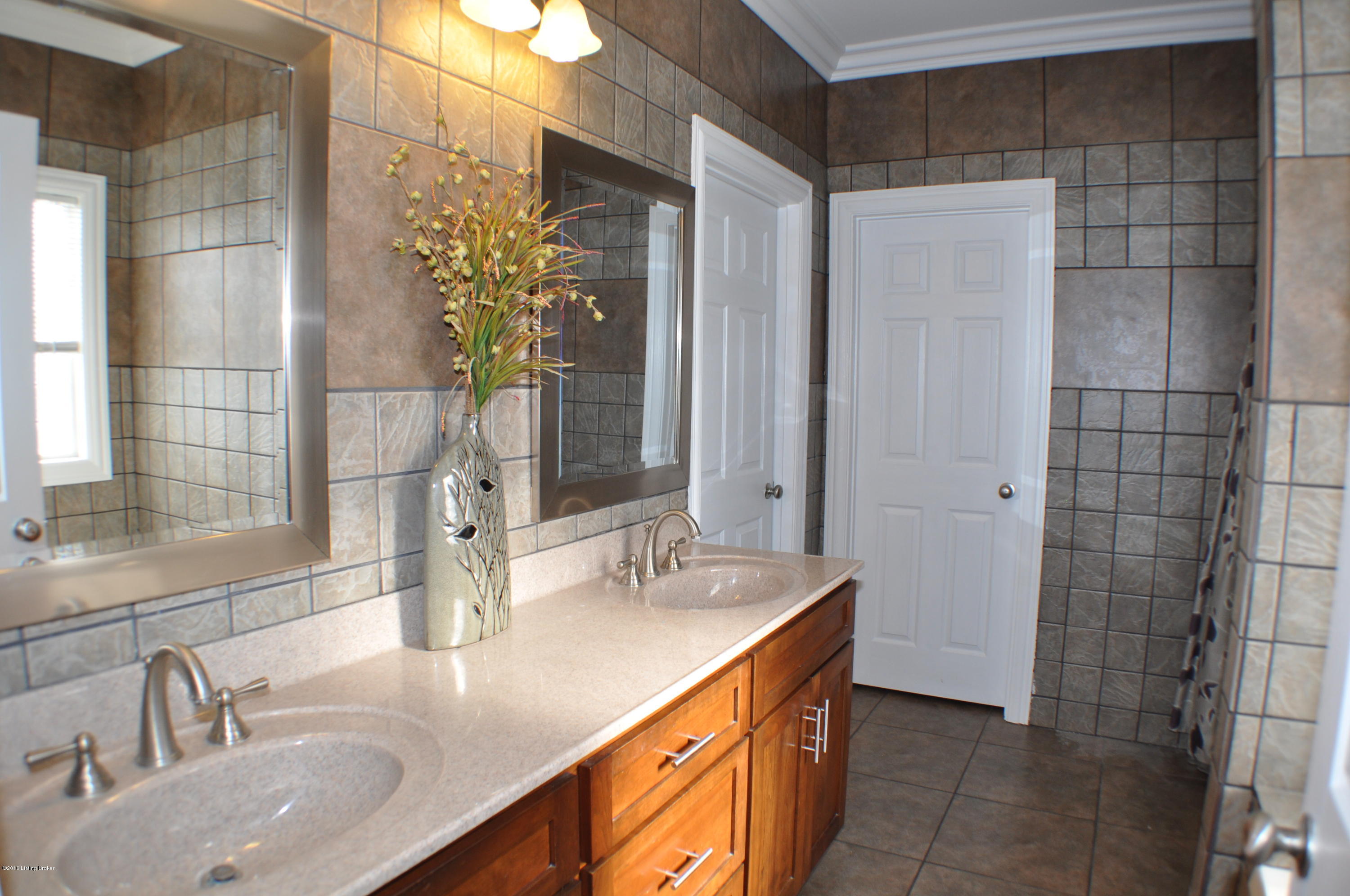 570 Gaines Road Brandenburg, KY 40108 - Photo 37 of 77 DSC_0044