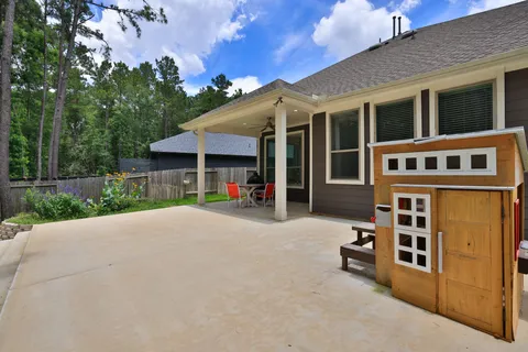 $485,000 | 421 Rise Lane, Montgomery, TX 77316