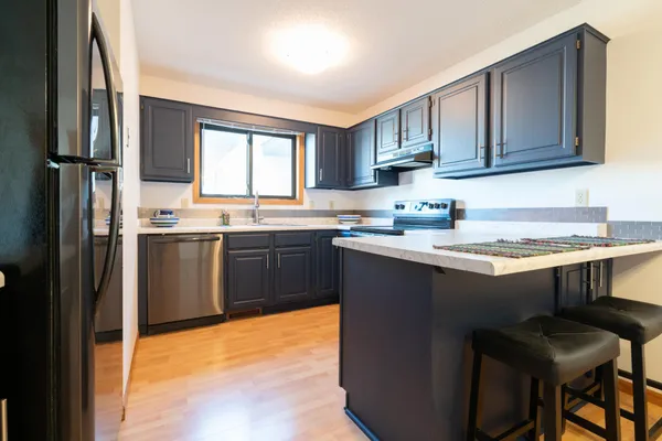 $244,000 | 5425 Orleans Lane North, Unit 6, Plymouth, MN 55442