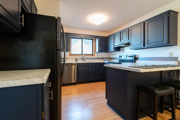 $244,000 | 5425 Orleans Lane North, Unit 6, Plymouth, MN 55442