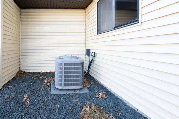 $244,000 | 5425 Orleans Lane North, Unit 6, Plymouth, MN 55442