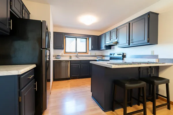 $244,000 | 5425 Orleans Lane North, Unit 6, Plymouth, MN 55442