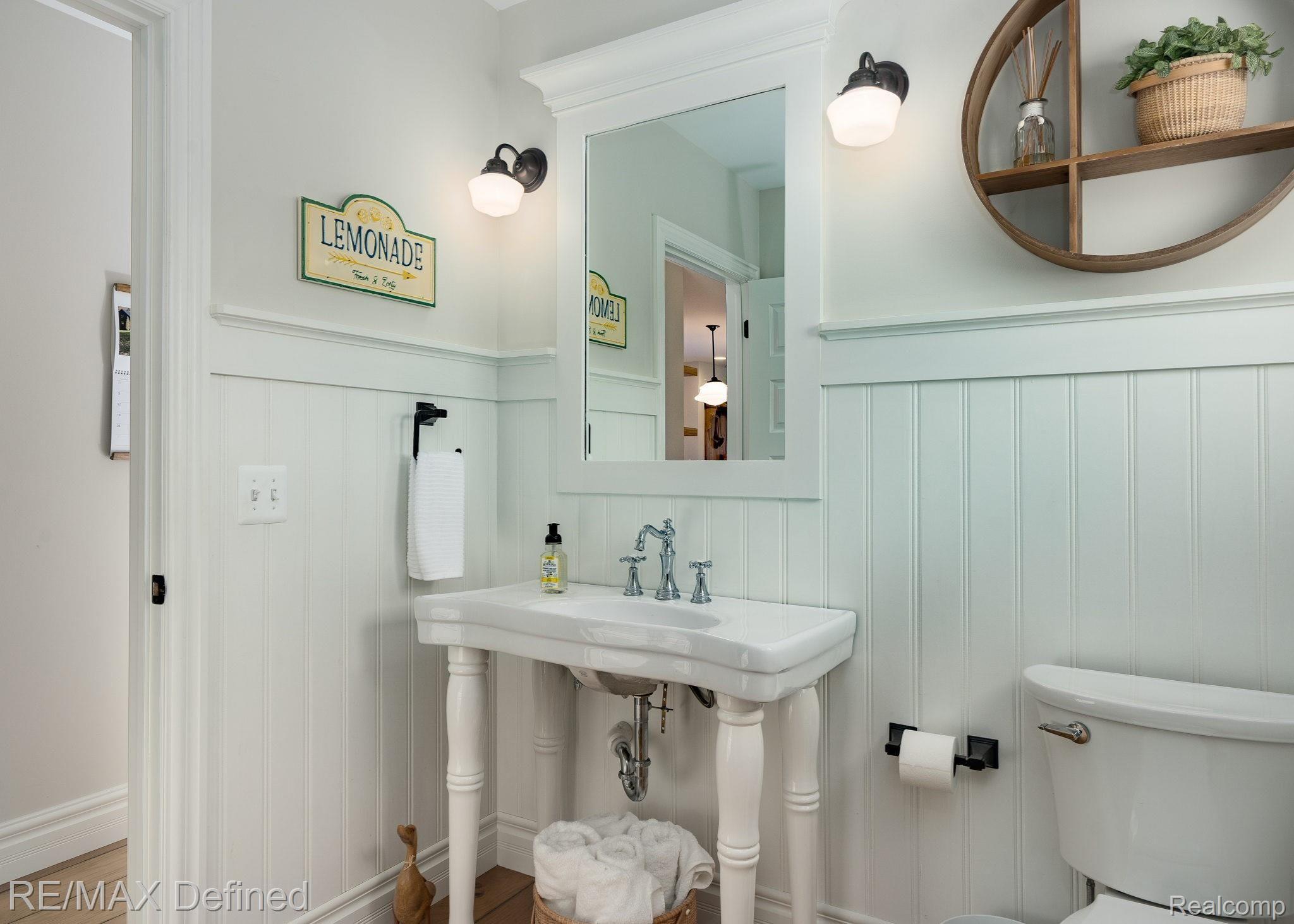 5515 Orion Road Rochester, MI 48306 - Photo 25 of 68 30-web-or-mls-5515-Orion-Rd-30.jpg