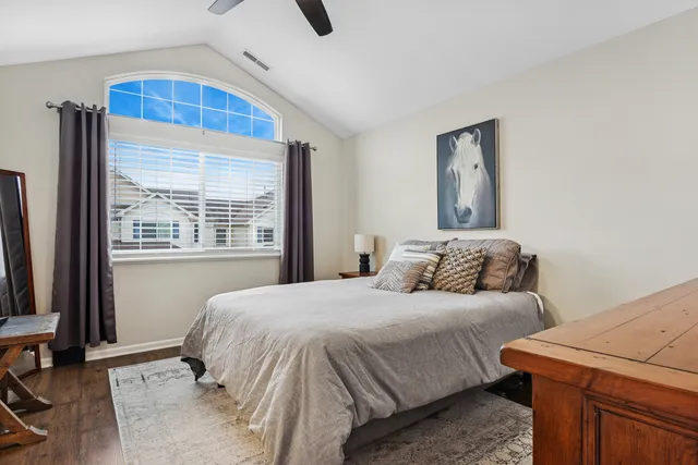 $267,500 | 469 South Jade Lane, Round Lake, IL 60073