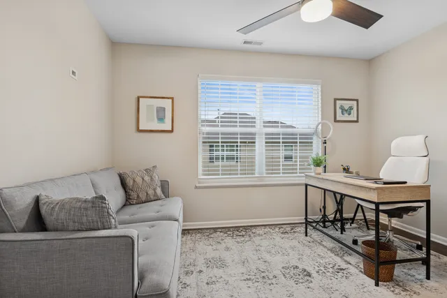 $267,500 | 469 South Jade Lane, Round Lake, IL 60073