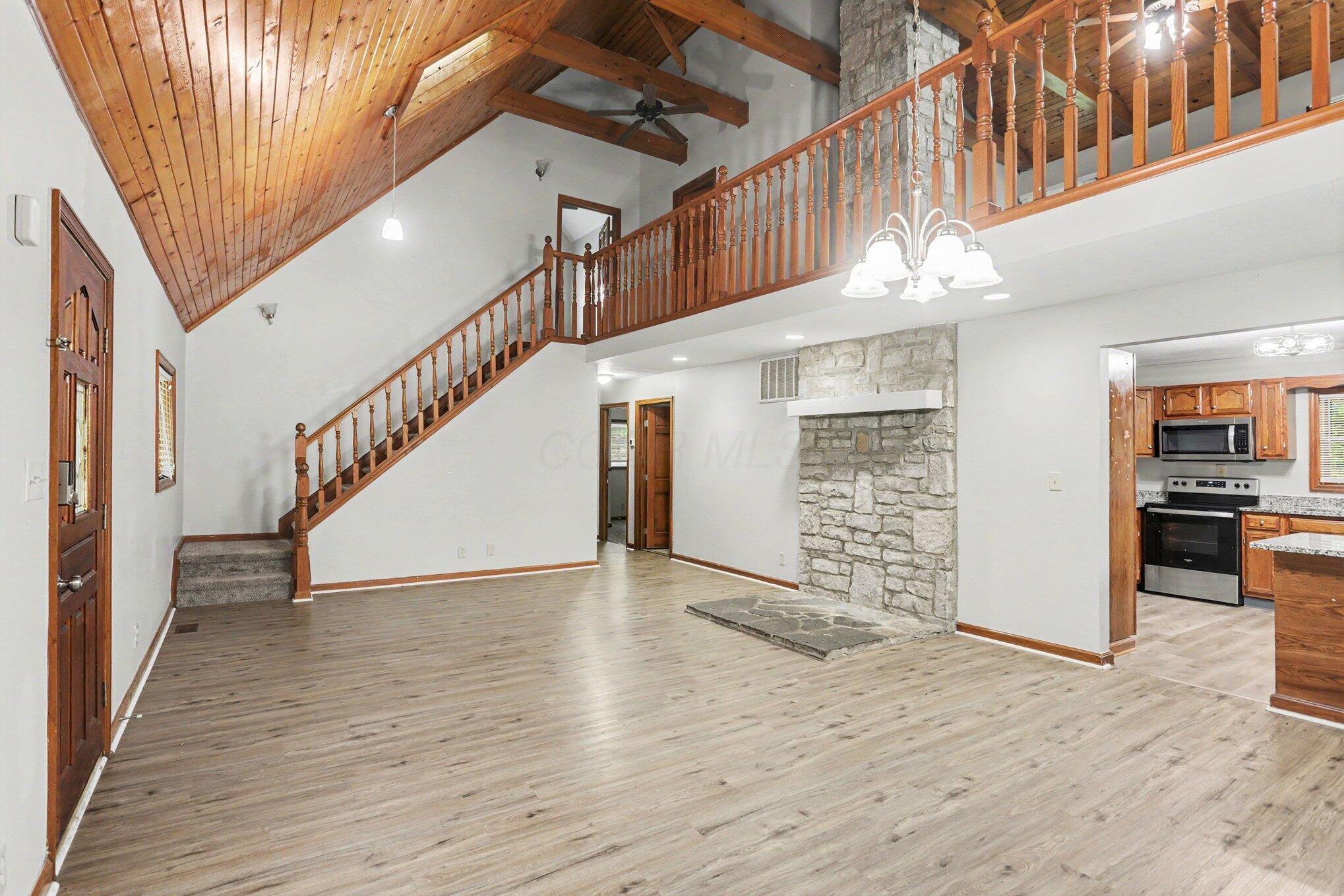 4745 Summit Road Southwest Pataskala, OH 43062 - Photo 9 of 34 007_file_4265