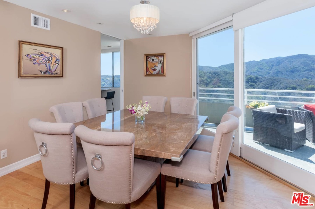 2265 Westridge Road Los Angeles, CA 90049 - Photo 15 of 37