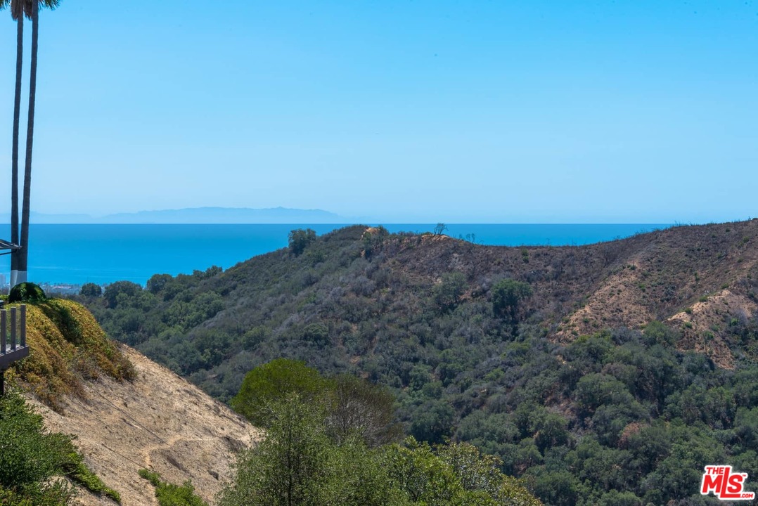 2265 Westridge Road Los Angeles, CA 90049 - Photo 31 of 37