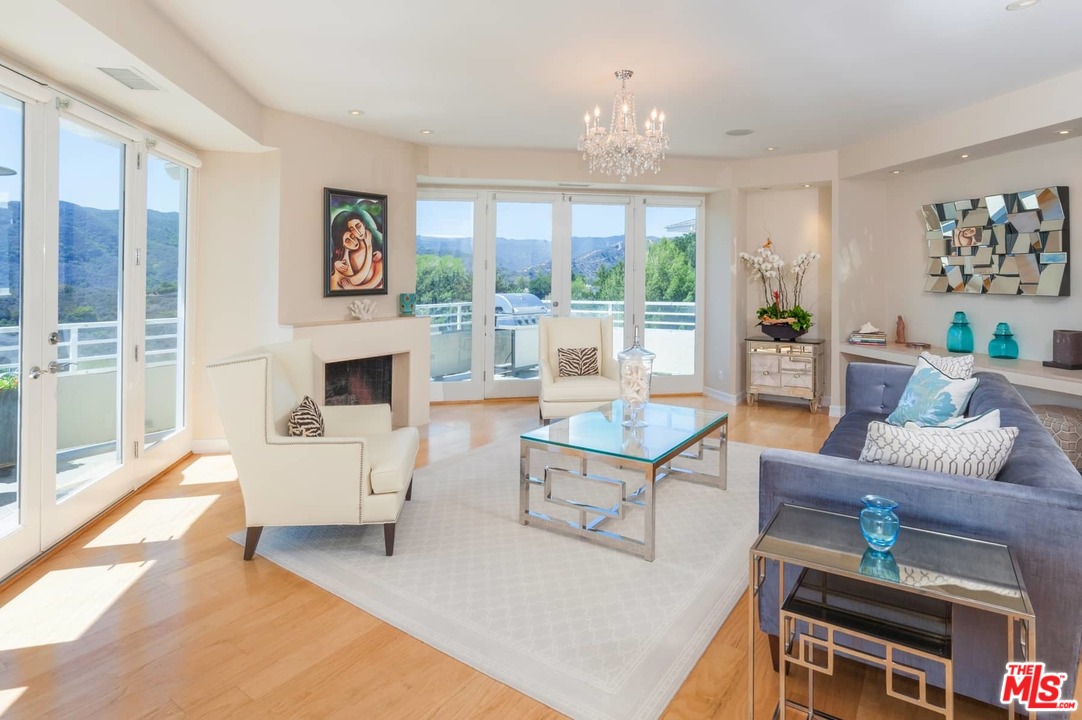 2265 Westridge Road Los Angeles, CA 90049 - Photo 8 of 37