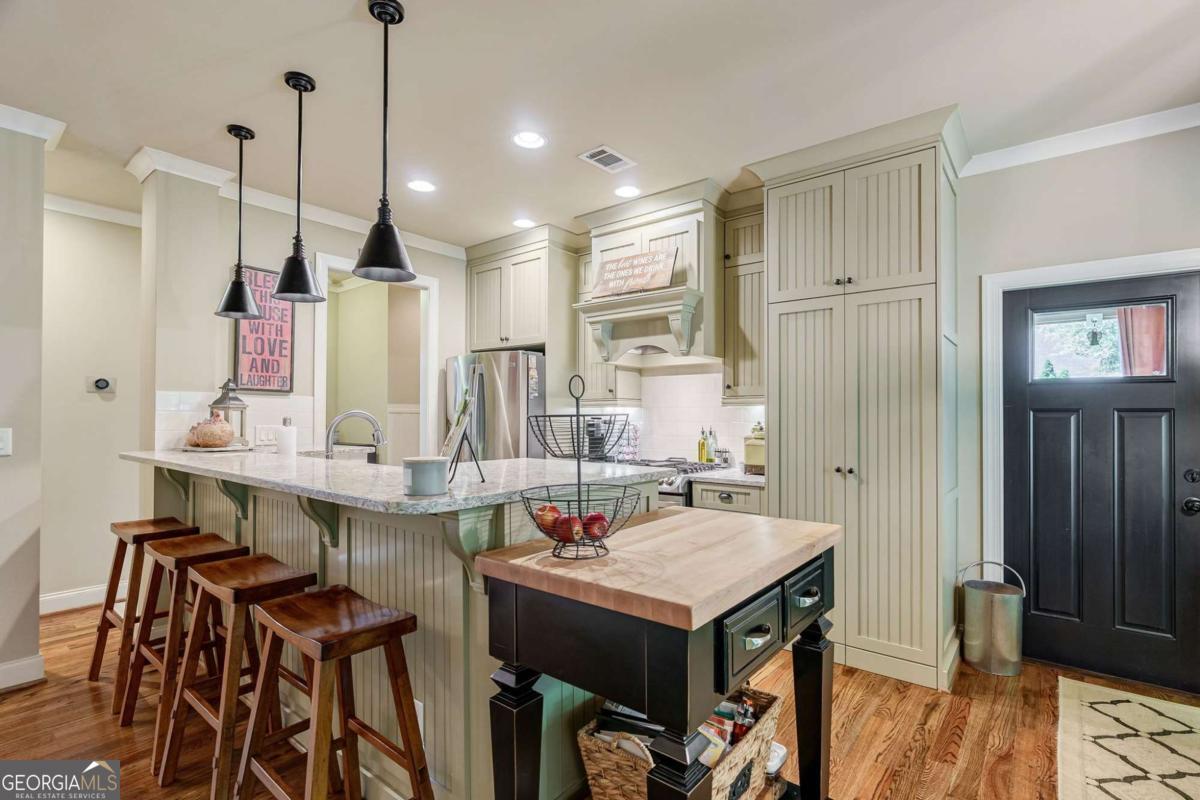 1640 Madison Court Bogart, GA 30622 - Photo 11 of 69