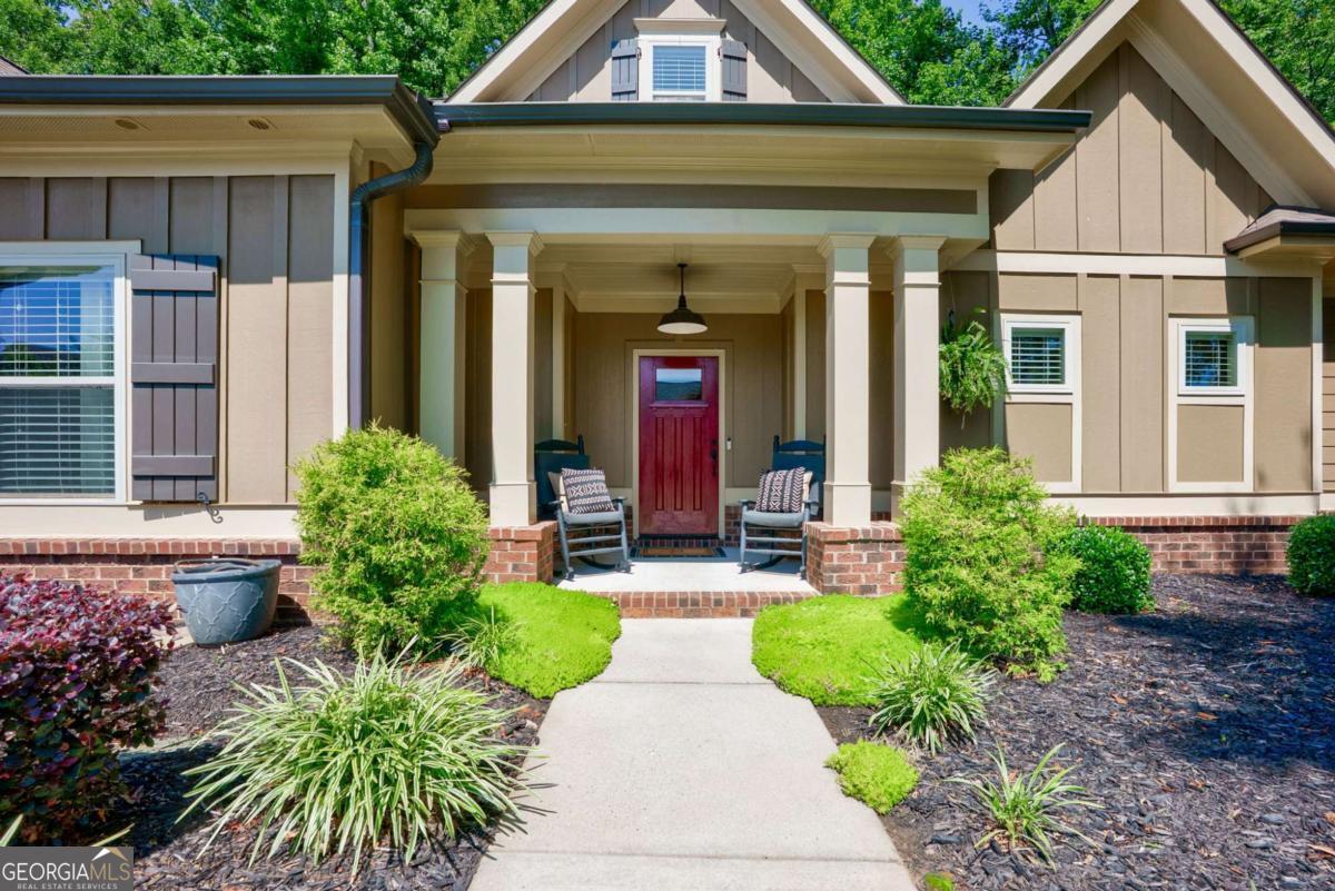 1640 Madison Court Bogart, GA 30622 - Photo 4 of 69