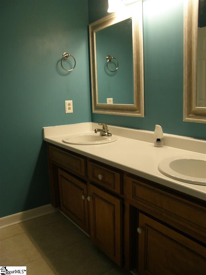 201 Spring Meadow Road Simpsonville, SC 29680 - Photo 18 of 34 Gallery Image 18