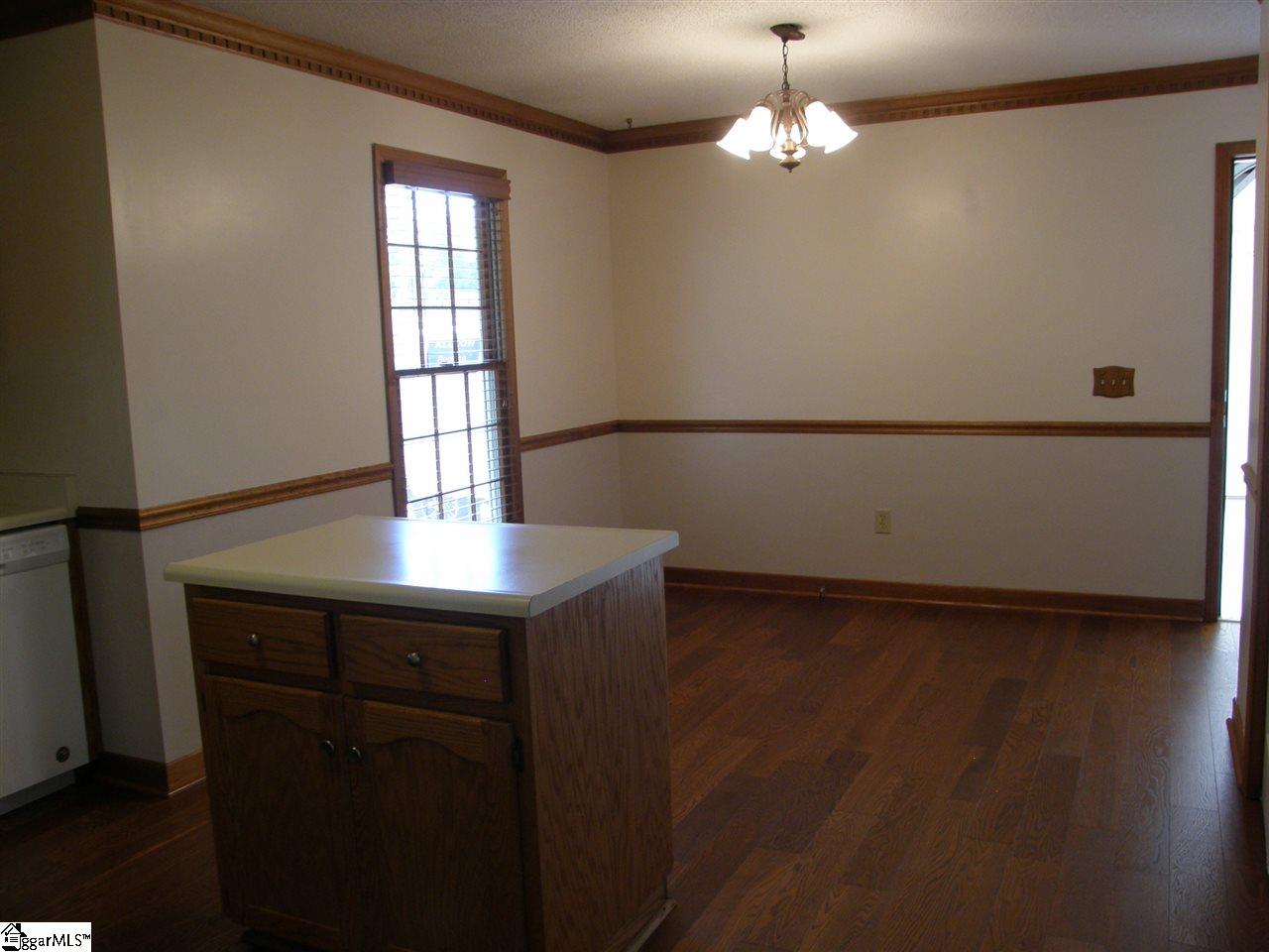 201 Spring Meadow Road Simpsonville, SC 29680 - Photo 5 of 34 Gallery Image 5