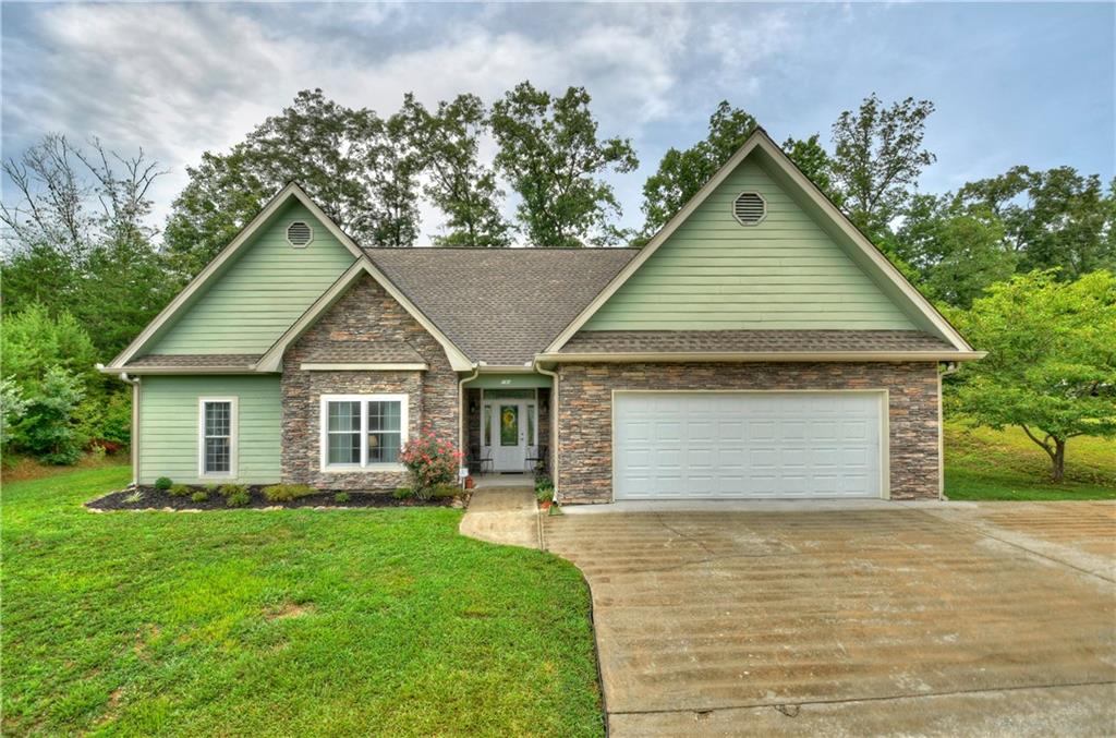 180 Lindsey Lane, Blue Ridge, GA 30513 Compass