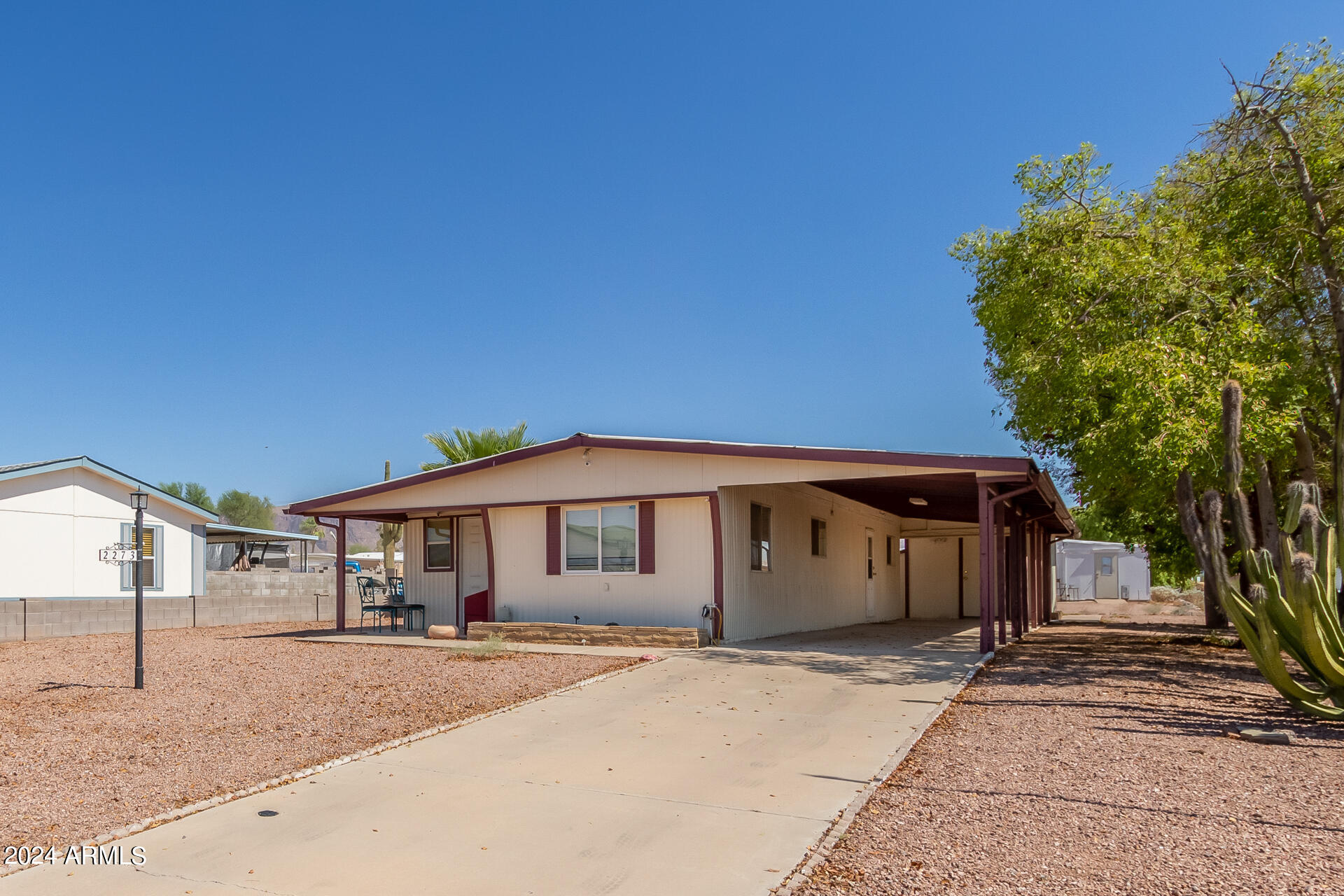 2273 South Descanso Road Apache Junction, AZ 85119 - Photo 3 of 36 06 - Descanso